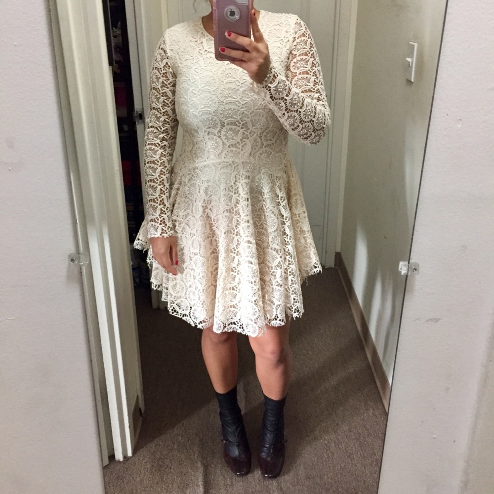 H&M Cream Geometric Lace Long Sleeve Mini Dress